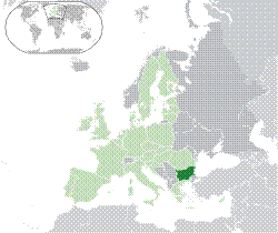 Местоположение на България (тъмнозелено) в Европейския съюз (светлозелено) и Европа (светлозелено и тъмносиво).